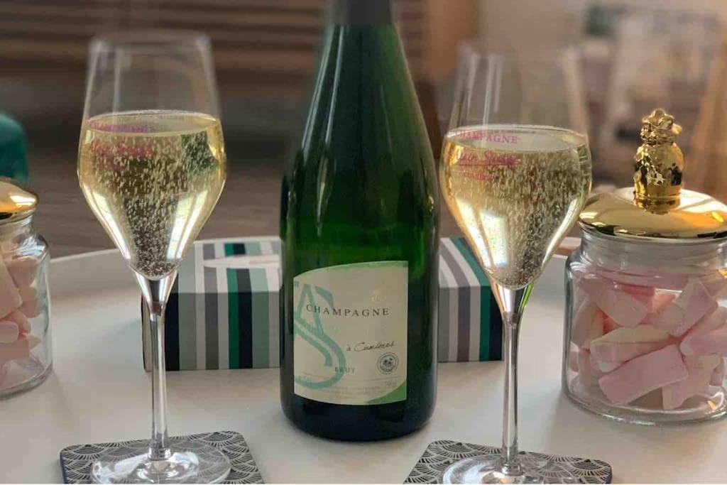 Dom Perignon , Au Coeur Du Centre-Ville D'Épernay Esterno foto
